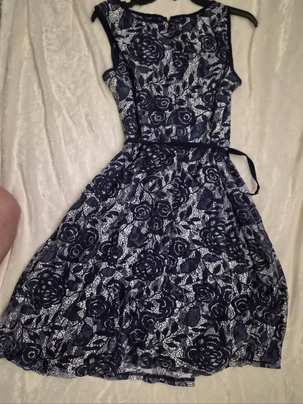 CB Established 1962 Navy White Lace Fit & Flare Dress Size 12 Wedding Guest - Picture 3 of 13